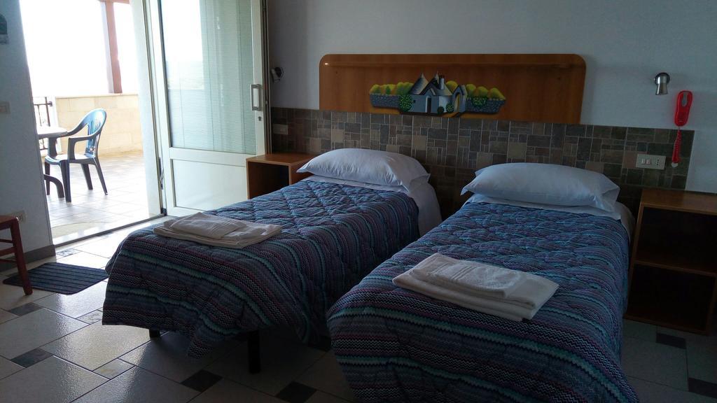 Bed & Breakfast La Collinetta Locorotondo Bagian luar foto